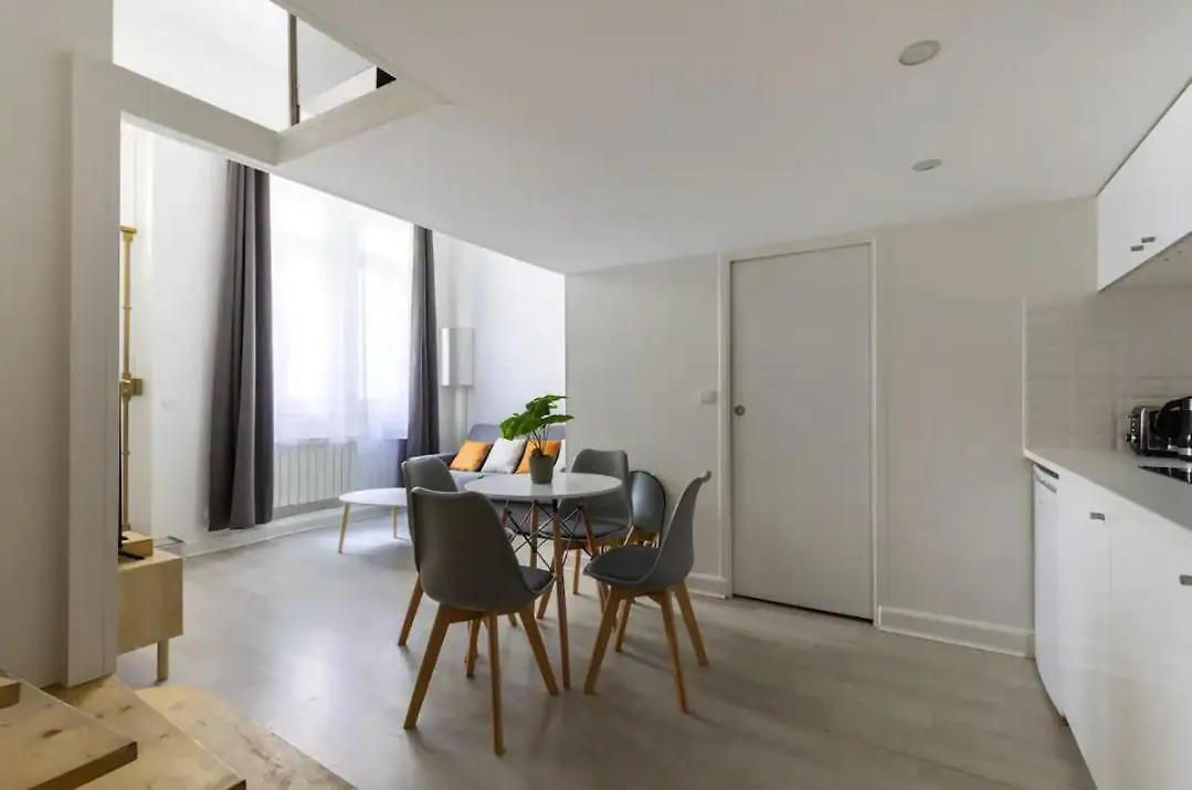 דירות פריז Hsh Kleber Arc De Triomphe Charming Duplex צרפת